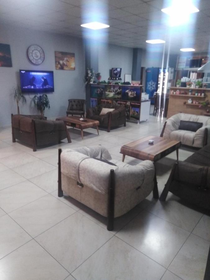 Dostlar Hotel Мерсин Екстериор снимка