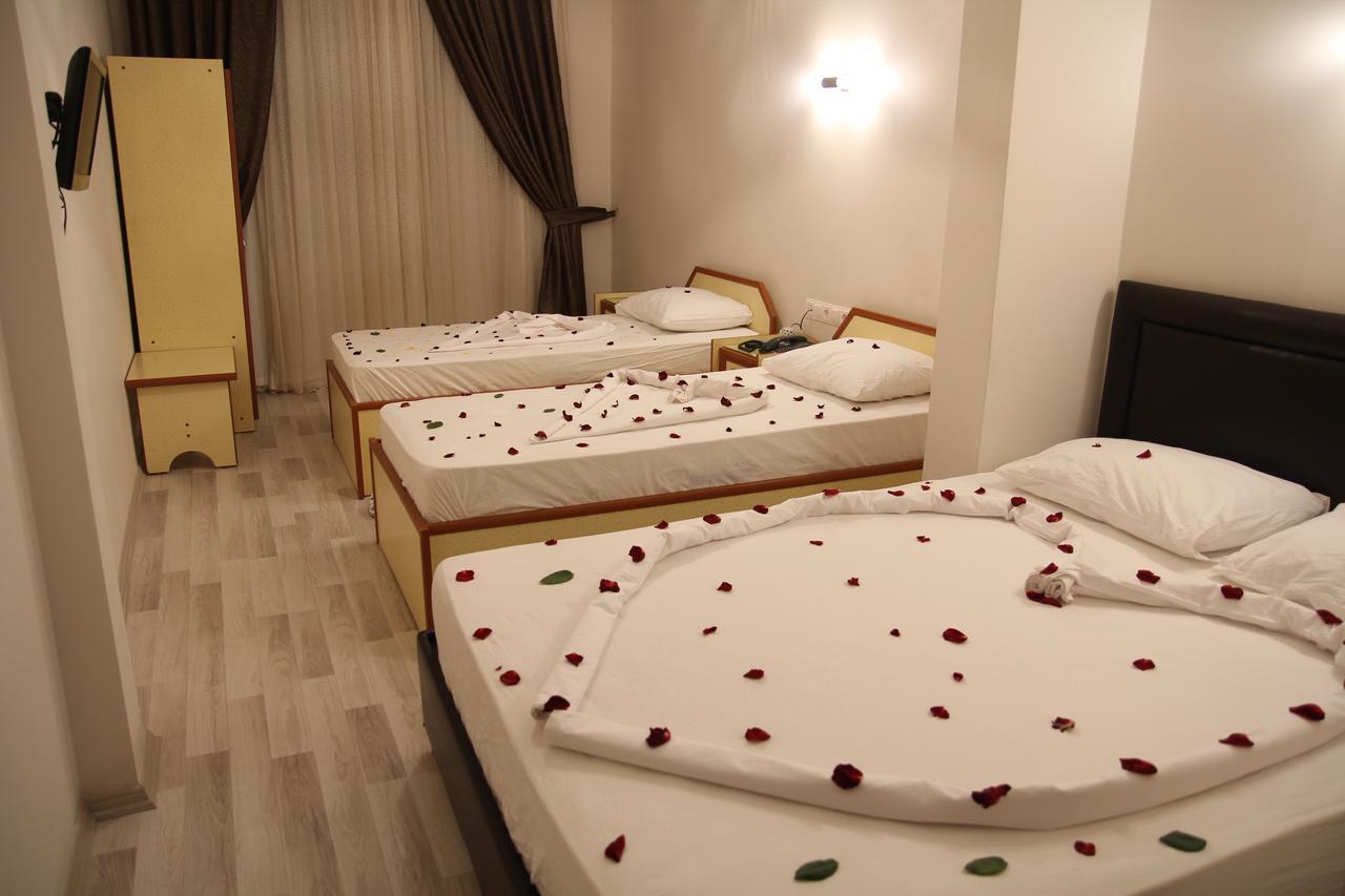 Dostlar Hotel Мерсин Екстериор снимка