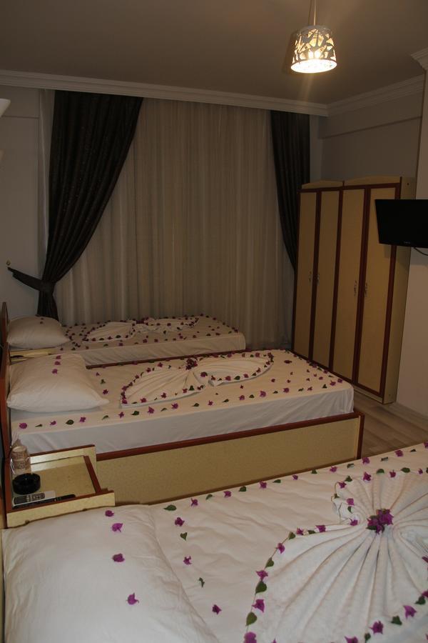 Dostlar Hotel Мерсин Екстериор снимка