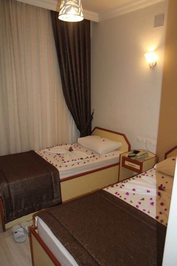 Dostlar Hotel Мерсин Екстериор снимка