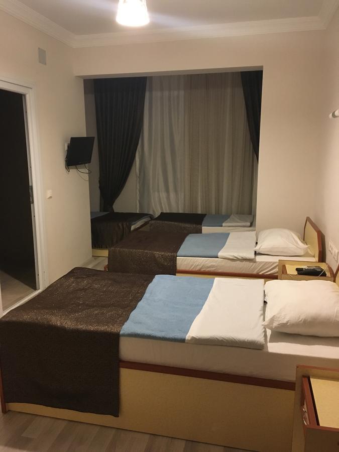 Dostlar Hotel Мерсин Екстериор снимка